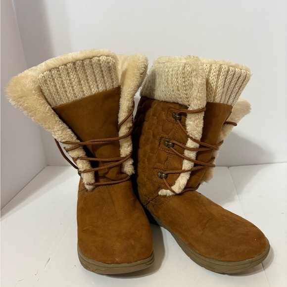 Shoes - Liz Claiborne Clinton Winter Boots